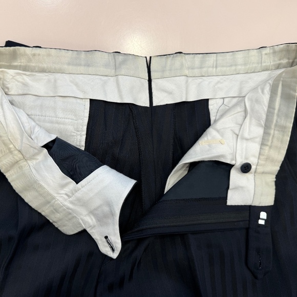 BRIONI Men's Suit, Size 53R - Picture 11 of 14